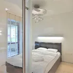 Rentplanet - Przemyslowa Apartman *