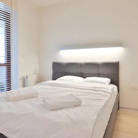 Apartment Rentplanet - Przemyslowa