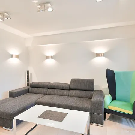 Rentplanet - Przemyslowa Apartment *