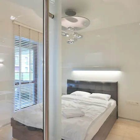 Rentplanet - Przemyslowa شقة *