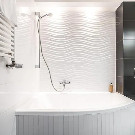 Rentplanet - Przemyslowa Appartement Cracovie